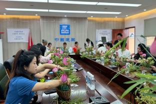 哈维弟弟兼助教在比赛后被罚出场，这是他加盟后第3次被罚出场